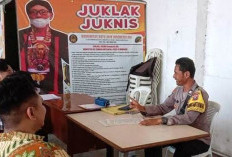 Pererat Silaturahmi, Bhabinkamtibmas Polsek Simokerto Gelar Jumat Curhat di Kawasan Gembong