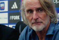 Jan Olde Riekerink Waspadai Kebangkitan Persebaya di Era Bernardo Tavares 