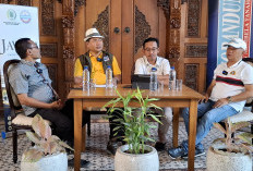 Podcast Komisi 2 DPRD: Regulasi Baru Penebusan Pupuk Bersubsidi, Siapkah Para Petani Kita?
