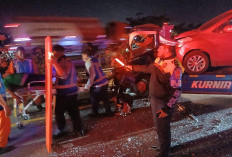 Sopir Mengantuk, Truk Towing Picu Kecelakaan Beruntun Libatkan 5 Kendaraan di KM 718 Tol Sumo
