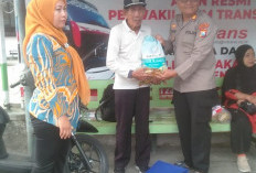 Respons Cepat Call Center 110, Polsek Wlingi Bantu Lansia Terlantar di Blitar