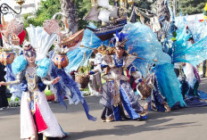 Tarian Kedaulatan Pangan Buka Kemeriahan Upacara HUT ke-81 RI di Grahadi