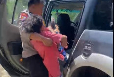 Respons Laporan Warga, Polsek Kendal Amankan Pria yang Nekat Duduk di Tengah Jalan