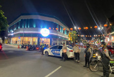 Polres Pelabuhan Tanjung Perak Gelar Patroli Cipkon Antisipasi Gangster dan Kejahatan Malam