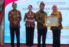 Sukses Kawal Program Nasional, Ketua TP PKK Situbondo Raih Penghargaan Menteri Kependudukan/BKKBN
