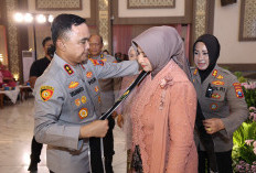 Ibu Asuh Polwan Polda Jatim Berganti, Lenia Dekananto Siap Jadi Tempat Curhat Anggota