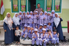 Program Hoofdbureau Bersinar, Bhabinkamtibmas Wonorejo Tanamkan Sosok Polisi Sahabat Anak di TK Pengawas II