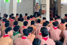 Cegah Kenakalan Remaja, Polsek Wiyung Edukasi Siswa Baru SMAN 22 Surabaya 