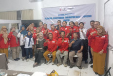 Tutup Orientasi PMER, Sekum PMI Jember: Stop Gibah dan Game Saat Jam Kerja, Waktunya Berbenah