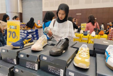 Bazaar Raya Surabaya Hadirkan 75 Tenant, Warga Ngabuburit Sambil Belanja Kebutuhan Lebaran