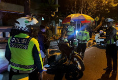 Razia Kamtibmas, 218 Botol Miras dan 9 Motor Berknalpot Brong Diamankan Polres Lamongan