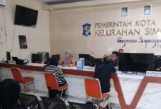 Tanpa Tunggakan Berkas, Pelayanan Administrasi Kelurahan Simomulyo Langsung Tancap Gas Pascalibur Lebaran