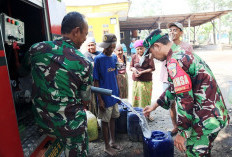 Kodim 0821 Lumajang Salurkan Bantuan Air Bersih untuk Warga Terdampak Kekeringan