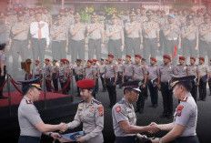Polres Bojonegoro Beri Penghargaan Anggota Berprestasi