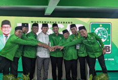 Mbah Tarom Pensiun, Sang Adik Masuk Bursa: Sinyal Takhta PKB Madiun Tak Berpindah?