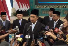 Penasihat Presiden Hasan Nasbi Perkuat Komunikasi Pemerintah dengan Bakom dan Komdigi 