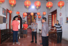 Kapolres Ngawi Tinjau Klenteng, Pastikan Perayaan Imlek 2577 Kongzili Aman dan Kondusif
