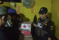  Satpol PP Surabaya Kembali Gelar Razia Miras, Lagar Perda Sejumlah Toko Disegel