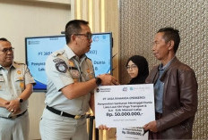 Jasa Raharja Serahkan Santunan Rp 70 Juta kepada Ahli Waris Korban KM Virgo Transport 8 di Bandung