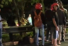 Dikira Jambret, Dua Pria Mabuk Diamankan Warga di Depan UWP Surabaya