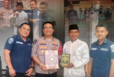 Polres Bojonegoro Salurkan Donasi 15 Alquran ke Yayasan Diniyah Al-Maghribi