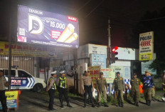 Jaga Kondusifitas Akhir Pekan, Polsek Lakarsantri Patroli Gabungan Skala Besar