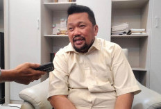 Warga Sekitar Gedung DPRD Jatim Digelontor 250 Paket Sembako