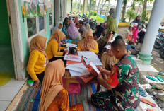 Babinsa Sumberjati Tempeh Lumajang Dampingi Posyandu Mawar Pastikan Kesehatan Balita dan Lansia