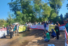 Warga dan Mahasiswa Kepung Tambang Galian C Ilegal di Gondang Mojokerto, Desak Penutupan Total