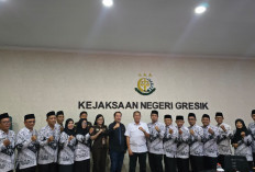 Beri Rasa Aman Tenaga Pendidik, Kejari Gresik Perkuat Sinergi Lindungi Guru Lewat Penyuluhan Hukum