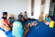 Dinsos Jatim Salurkan Santunan Rp50 Juta untuk Keluarga Korban Karhutla Bromo