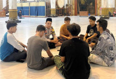 Program 'Belajar Bersama Pak Bhabinkamtibmas' Brigpol Wahyu Bantu Pemuda Desa Wujudkan Impian Masa Depan