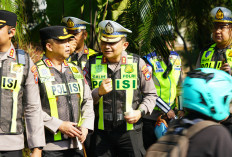 Tumbuhkan Budaya Tertib Berkendara, Satlantas Polrestabes Surabaya Kanalisasi Motor di Jalan Darmo