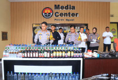Jelang Tahun Baru, Polres Ngawi Musnahkan Barang Bukti Miras dan Knalpot Brong