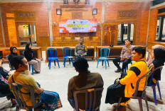 Polsek Gayam Gandeng Karang Taruna Mojodelik Gencarkan Edukasi Anti-Judi Online
