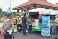 Polisi Hadirkan Layanan Publik di Car Free Day Alun-alun Kota Sidoarjo