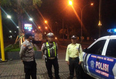 Jaga Kondusifitas Malam Hari, Polsek Lakarsantri Gelar Patroli Kota Presisi di Kawasan Citraland