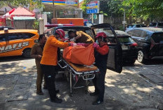 Gegerkan Pengunjung, Pria Paruh Baya Ditemukan Tewas Bersimbah Darah di Toilet Taman Bungkul