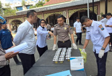 50 Personel Satresnarkoba Polres Pelabuhan Tanjung Perak Jalani Tes Urine Dadakan