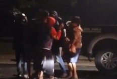 Nekat Terobos Lampu Merah di Simpang Tiga Panji, Pelajar di Situbondo Ditabrak Truk