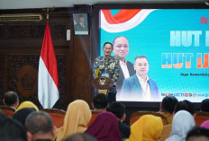 JAMULA Tembus 75%, Bupati Lamongan Raih Penghargaan IJTI Pantura Raya
