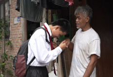    Sekolah Rakyat Gratis Antarkan Anak Pembuat Tungku di Surakarta Lanjut ke Bangku SMA
