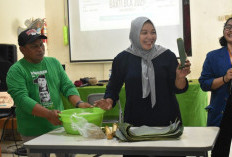 Eksistensi Kampung Lontong Wonokusumo Surabaya dari Produksi Rumahan hingga Festival Tahunan