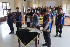 Pendaftar Calon Anggota Polri 2026 di Nganjuk Ikrar Jujur Tanpa Titipan Disaksikan Orang Tua