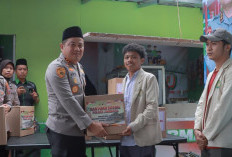 Bentuk Kepedulian, Keluarga Besar Polres Jombang Beri Bansos Mahasiswa Aceh, Sumut, dan Sumbar