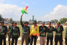 HUT Korem 084 di Sumenep, Kerapan Sapi Satukan TNI dan Masyarakat Madura  Deskripsi:  HUT ke-60 Korem 084 di S