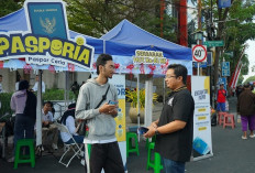 Jemput Bola Pemohon Paspor, Imigrasi Blitar  Hadirkan Inovasi Pasporia  Car Free Day di Tulungagung