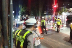 Kawal Pawai Ogoh-Ogoh Nyepi 1948, Polsek Lakarsantri Lakukan Penyekatan Jalur Surabaya-Gresik