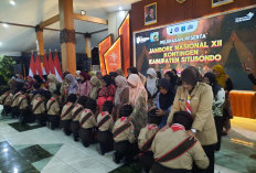 Pelepasan Kontingen Jamnas XII Situbondo Diwarnai Isak Haru Sungkeman Orang Tua