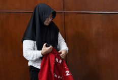 Asisten Pribadi Didakwa Gasak Perhiasan dan Uang Asing Majikan Rp200 Juta